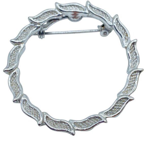 Vintage Circle Brooch Pair W/ Faux Pearl Rhinestone Silver Tone Gerry Set of 2 - Picture 3 of 10